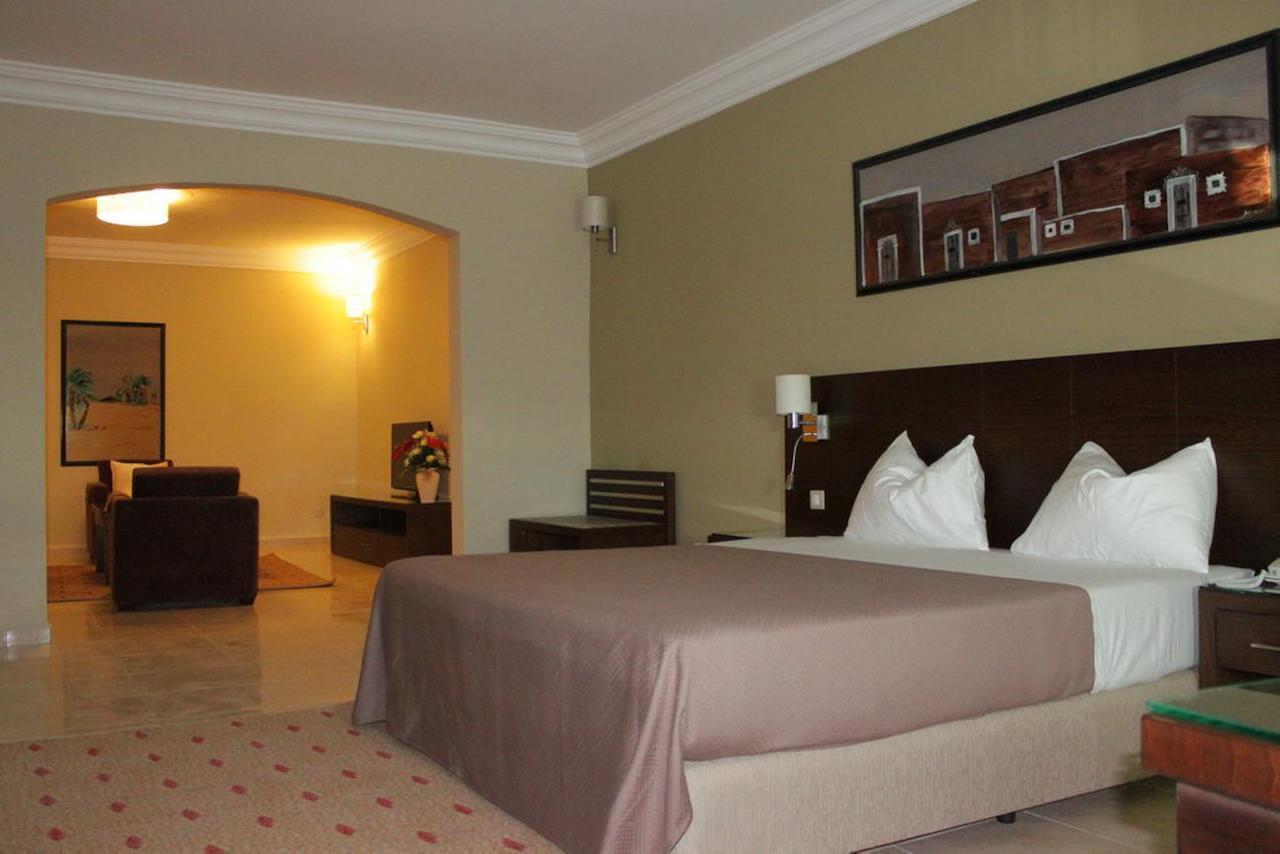 Hotel Mauricenter Nawakszut Zewnętrze zdjęcie
