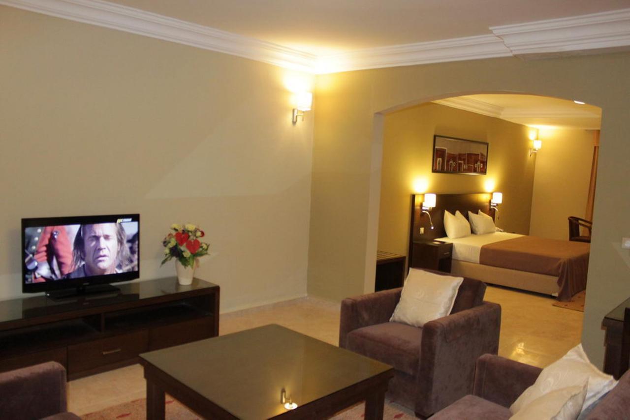 Hotel Mauricenter Nawakszut Zewnętrze zdjęcie